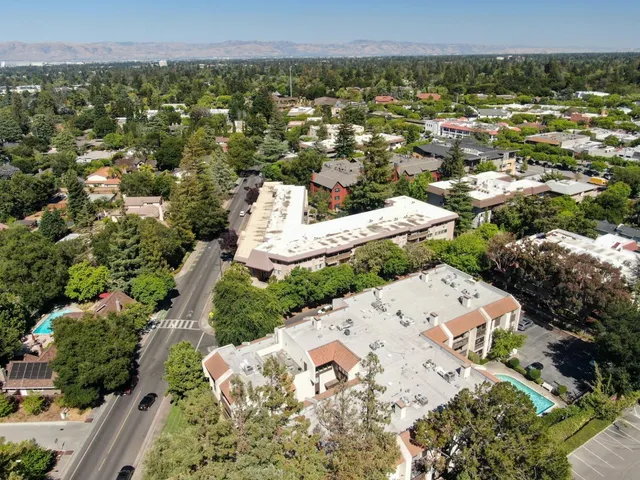 $5,800 | 226 West Edith Avenue, Unit 15, Los Altos, CA 94022