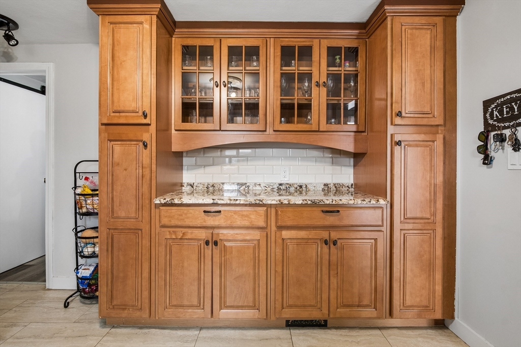 119 Acrebrook Road Springfield, MA 01129 - Photo 7 of 35 Gallery Image 7