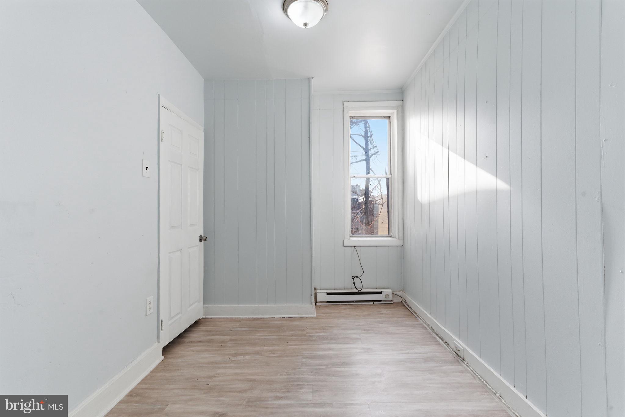 862 East Cornwall Street Philadelphia, PA 19134 - Photo 14 of 16 2nd bedroom or office