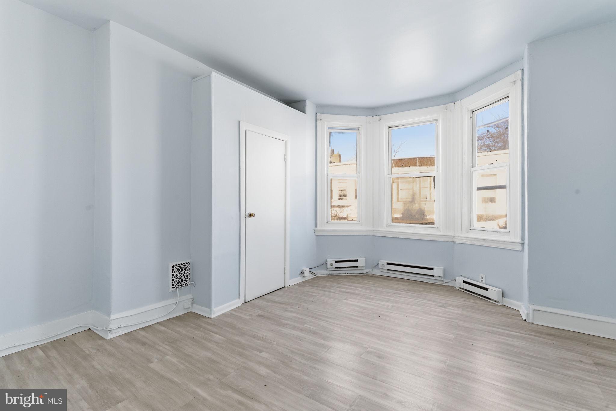 862 East Cornwall Street Philadelphia, PA 19134 - Photo 15 of 16 Master bedroom with an abundance of natural light.