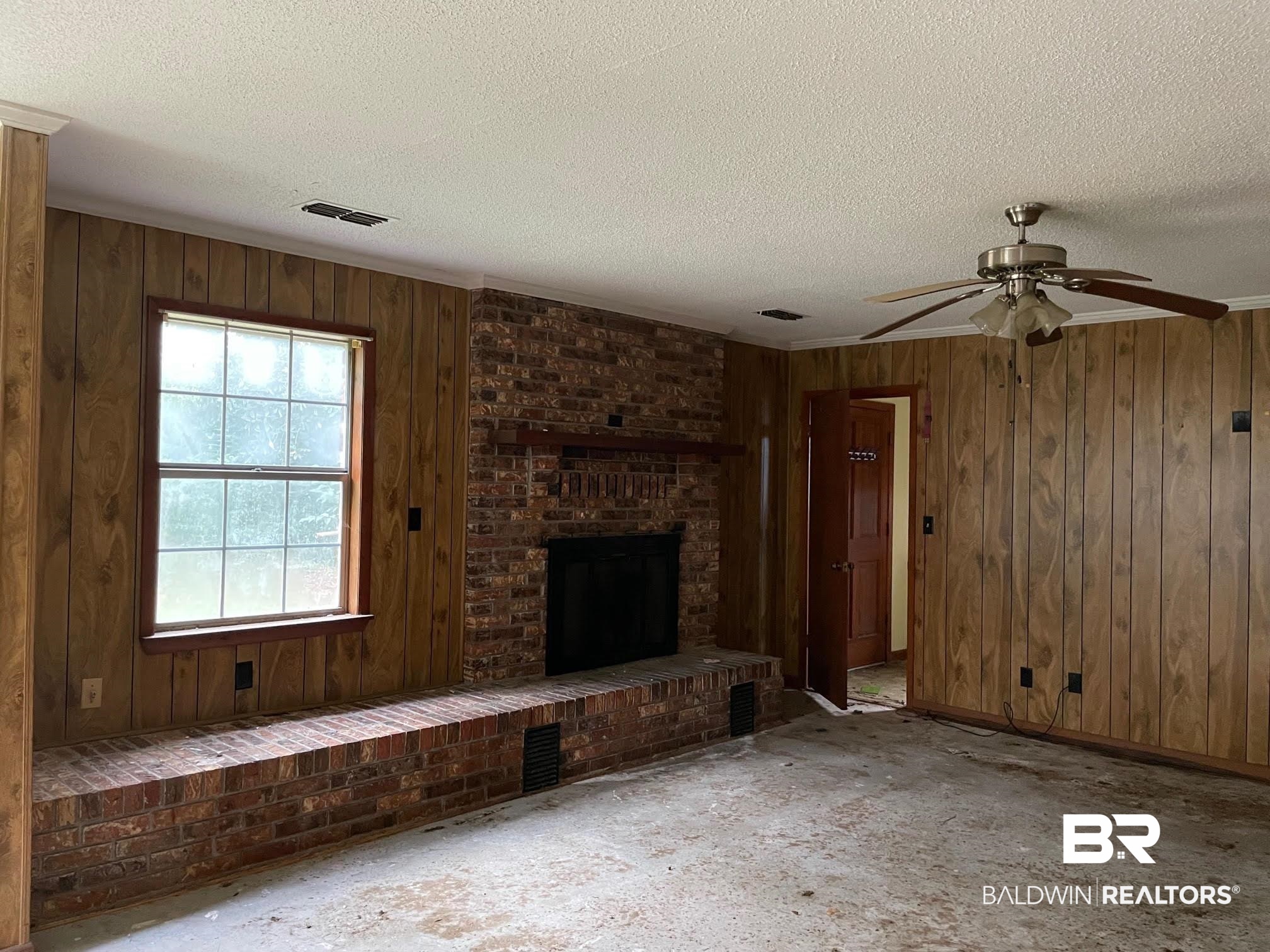 102 Lynbrook Drive Brewton, AL 36426 - Photo 2 of 4
