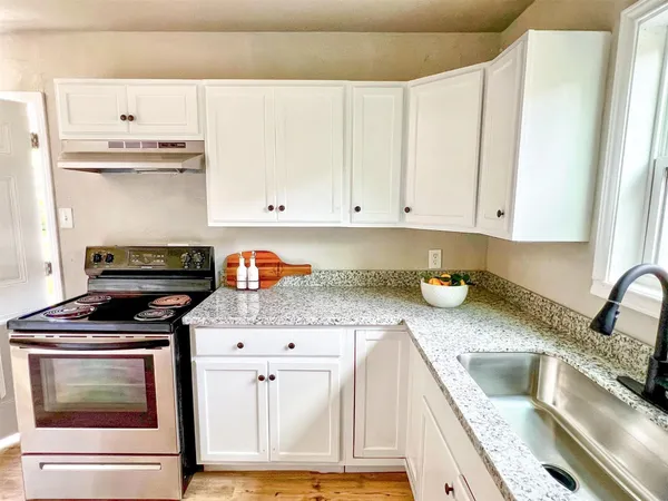 $199,900 | 510 Sulphur Street, Houston, TX 77034