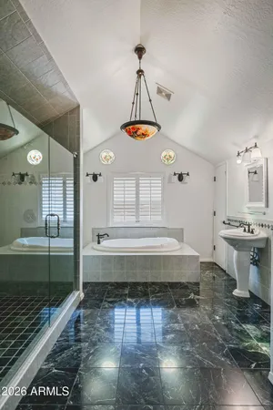 $1,400,000 | 38 West Vernon Avenue, Phoenix, AZ 85003