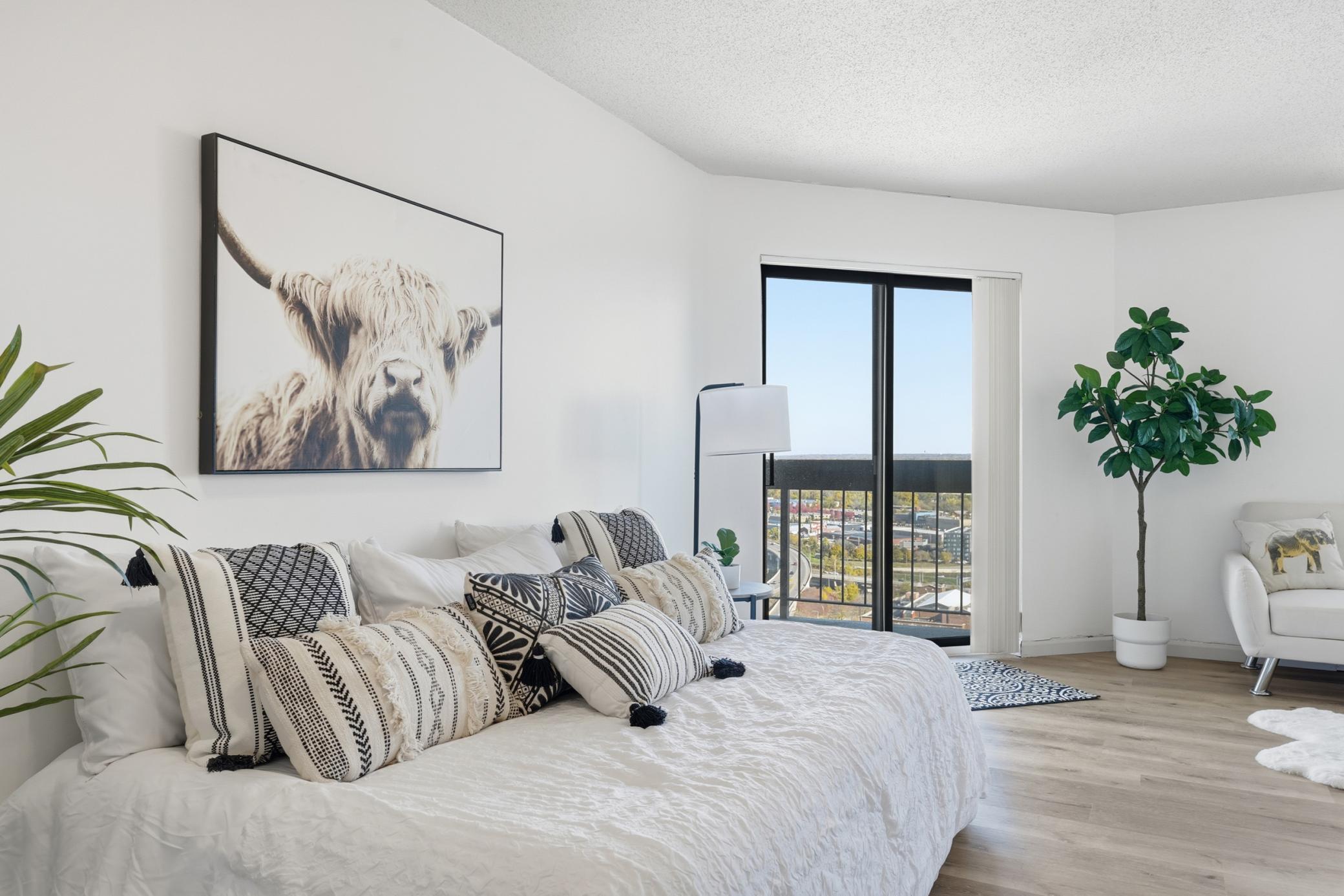 78 10th Street East, Unit 2807 St. Paul, MN 55101 - Photo 11 of 36