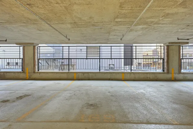 $109,900 | 78 10th Street East, Unit 2807, St. Paul, MN 55101