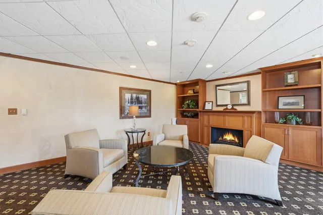 $109,900 | 78 10th Street East, Unit 2807, St. Paul, MN 55101