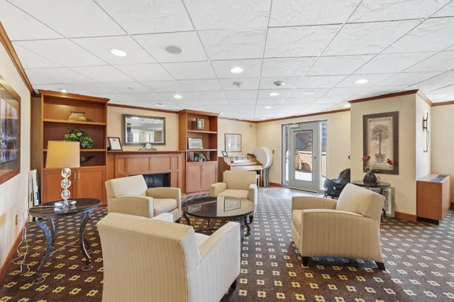 $109,900 | 78 10th Street East, Unit 2807, St. Paul, MN 55101