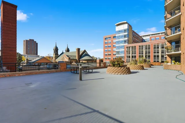 $109,900 | 78 10th Street East, Unit 2807, St. Paul, MN 55101