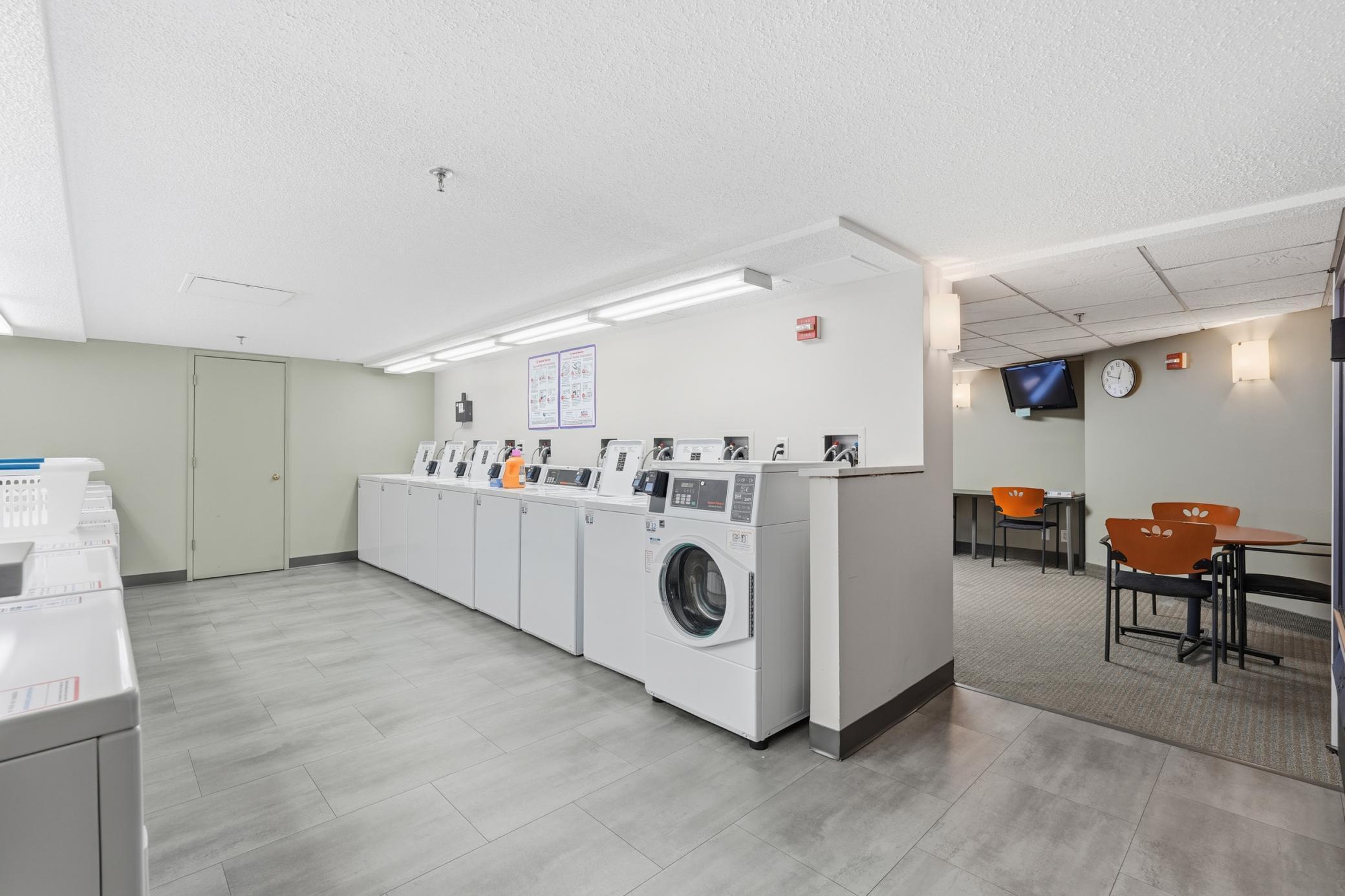 78 10th Street East, Unit 2807 St. Paul, MN 55101 - Photo 29 of 36