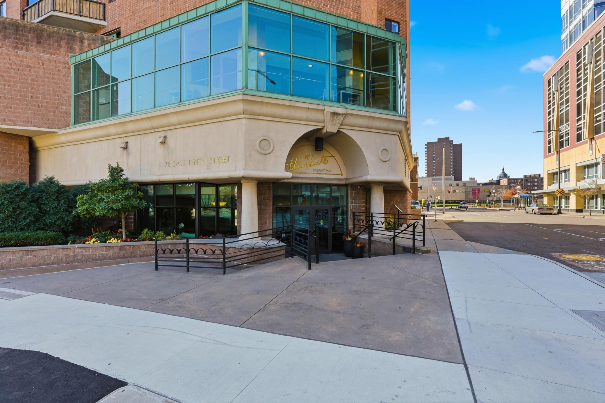 78 10th Street East, Unit 2807 St. Paul, MN 55101 - Photo 32 of 36