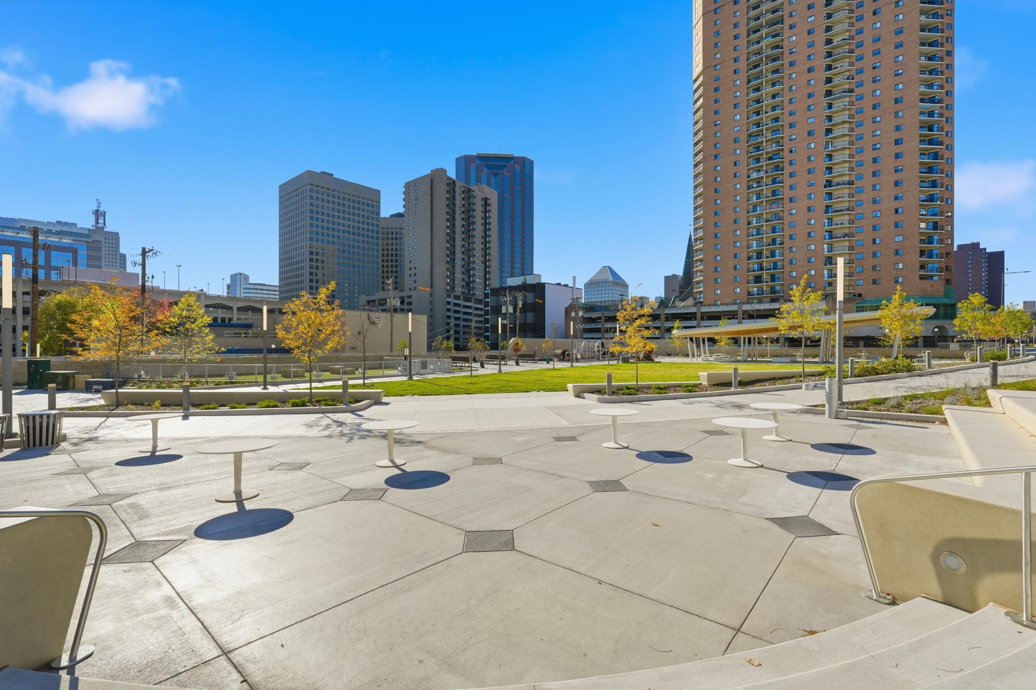 78 10th Street East, Unit 2807 St. Paul, MN 55101 - Photo 35 of 36