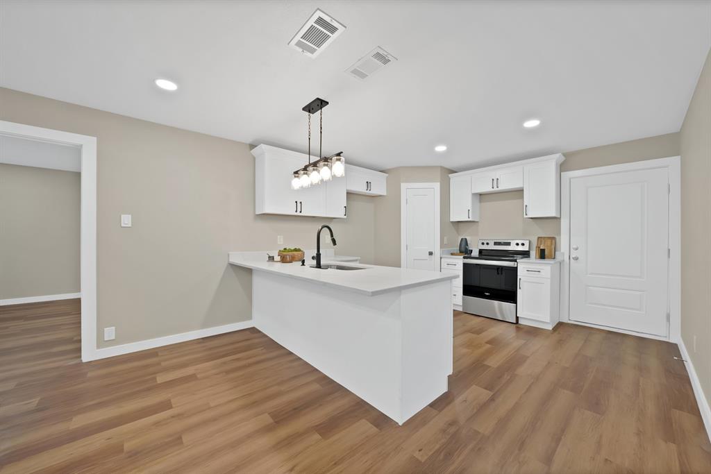 116 Westline Road Azle, TX 76020 - Photo 5 of 39 Gallery Image 5