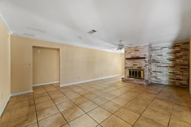 a view of livingroom with an empty space