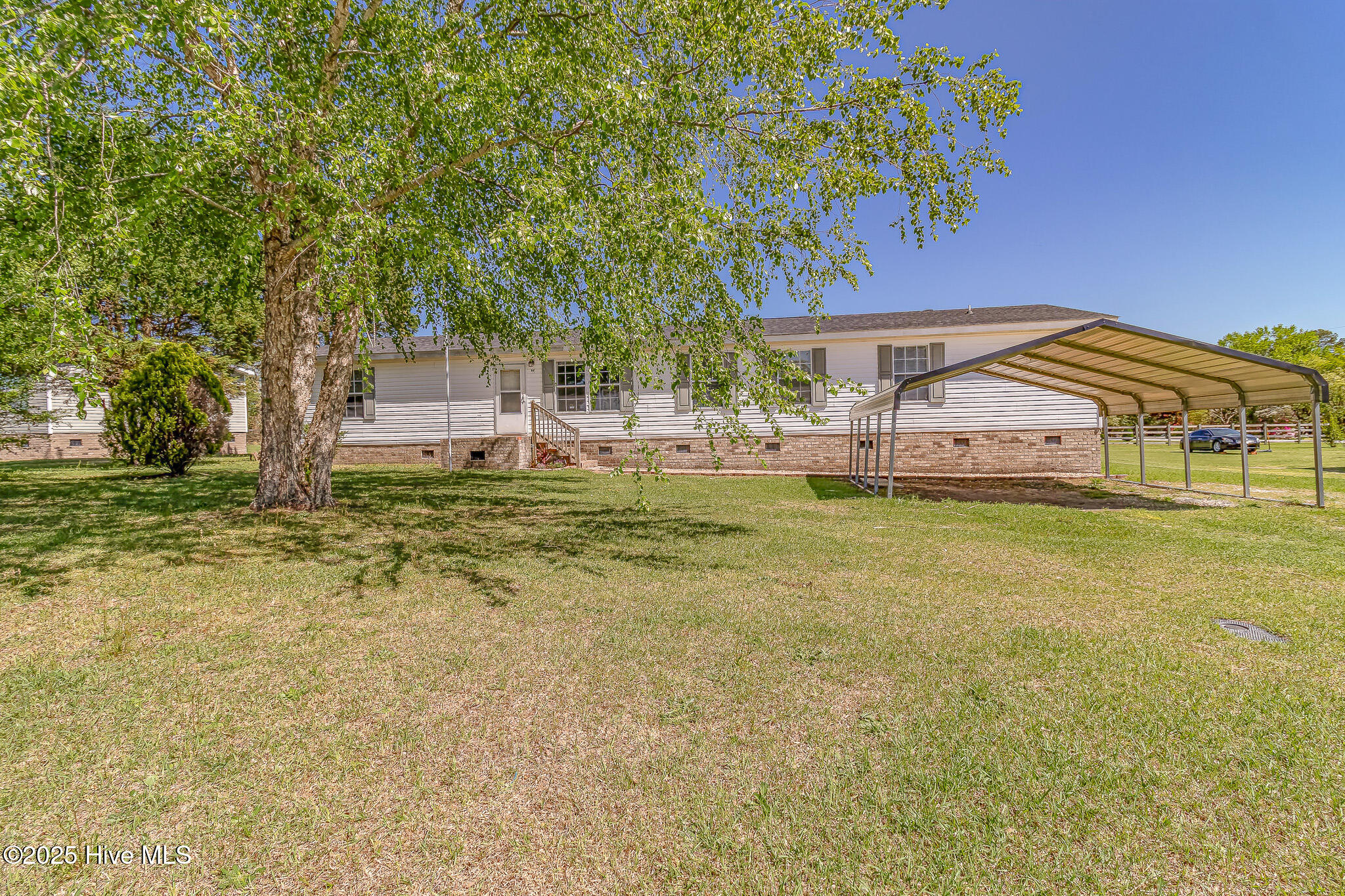 44 Wall Street Snow Hill, NC 28580 - Photo 2 of 31 IMG_1828