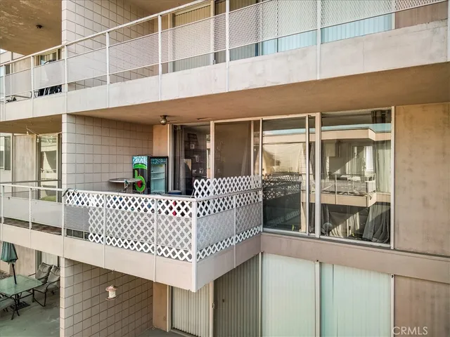 $295,000 | 6979 Palm Court, Unit 234J, Riverside, CA 92506