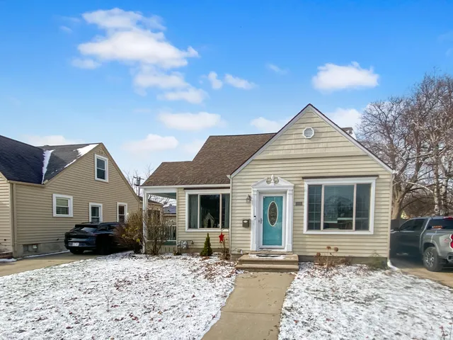 $299,900 | 7926 28th Avenue, Kenosha, WI 53143