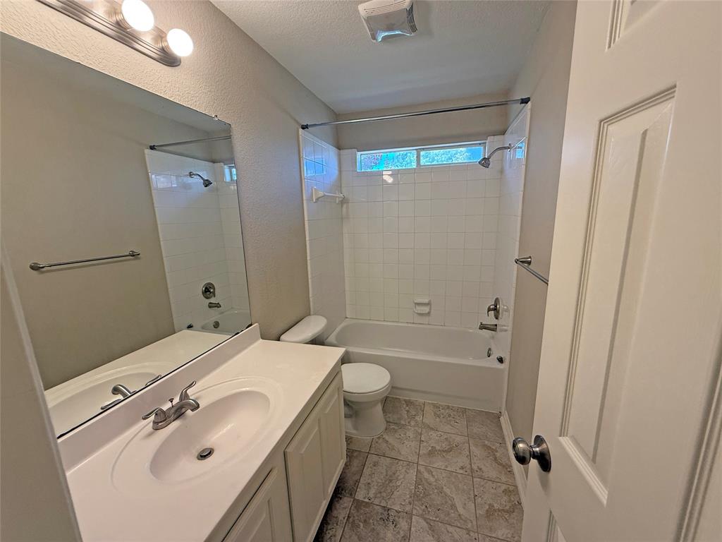 1929 Fall Creek Trail Keller, TX 76248 - Photo 29 of 34