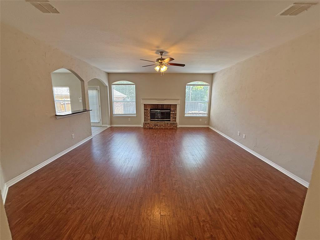 1929 Fall Creek Trail Keller, TX 76248 - Photo 3 of 34