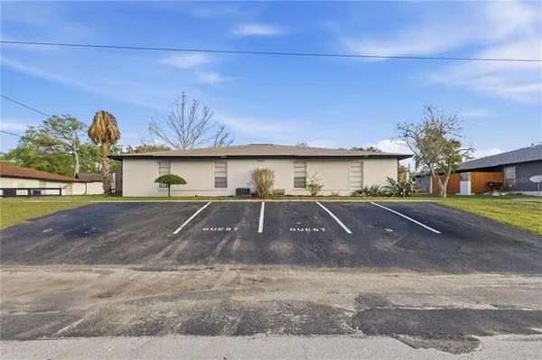 $1,350 | 5355 Southeast 29th Place, Unit B, Ocala, FL 34480