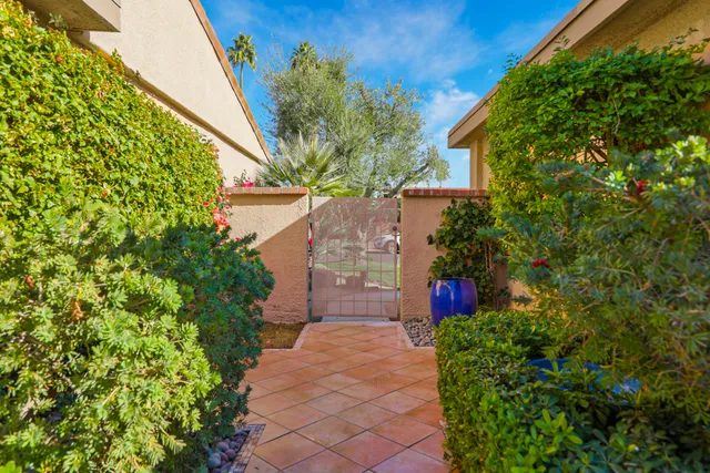 $549,000 | 35 La Ronda Drive, Rancho Mirage, CA 92270