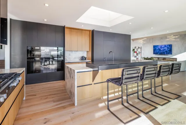 $7,650,000 | 3240 Piragua Street, Carlsbad, CA 92009