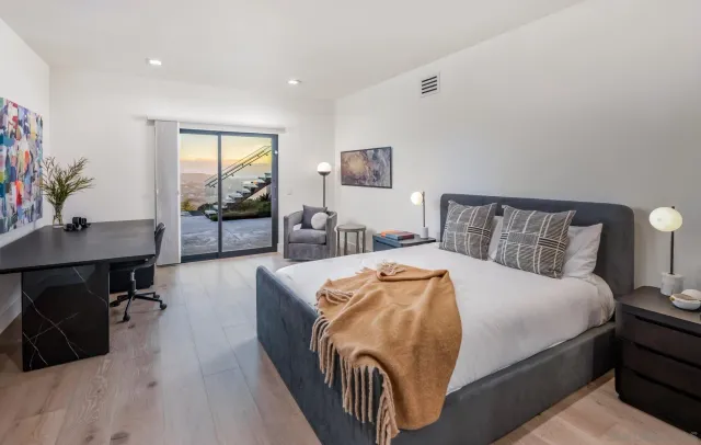 $7,650,000 | 3240 Piragua Street, Carlsbad, CA 92009