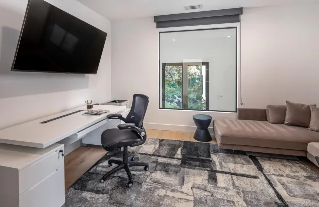 $7,650,000 | 3240 Piragua Street, Carlsbad, CA 92009