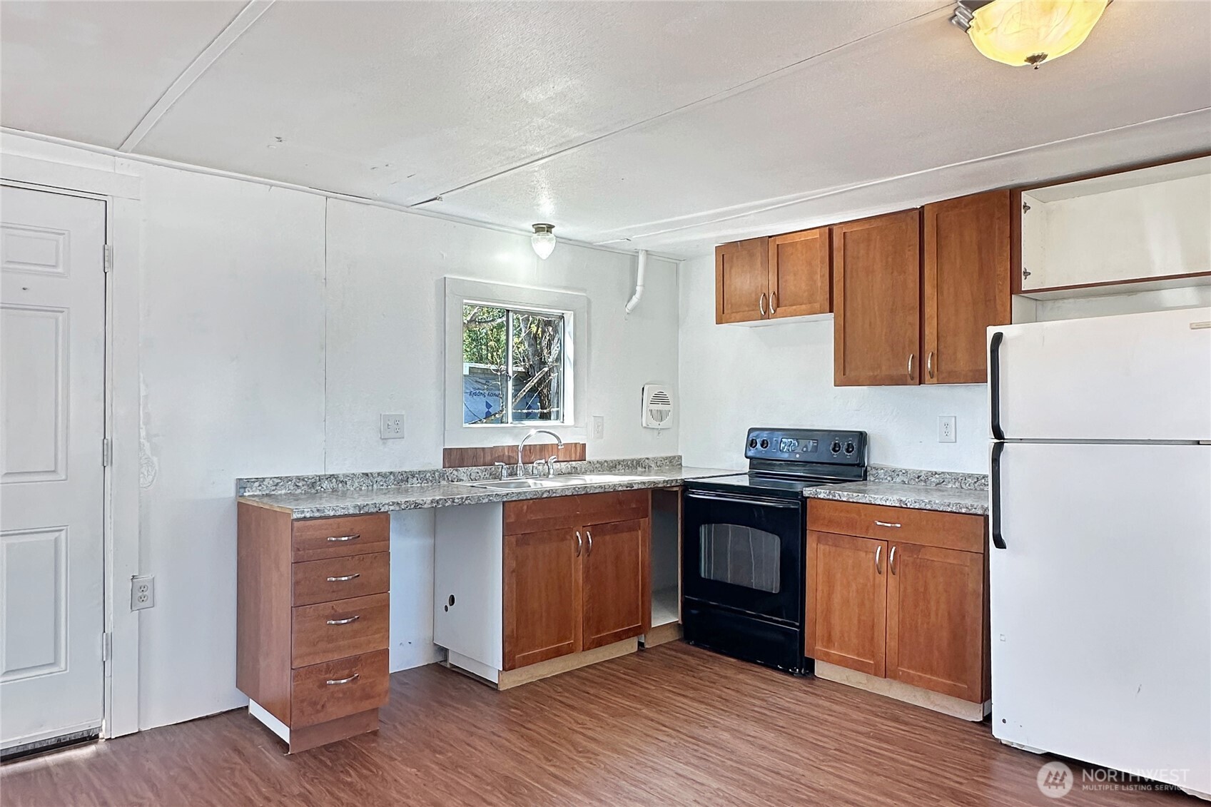 1942 Trigg Road, Unit 54 Ferndale, WA 98248 - Photo 8 of 18