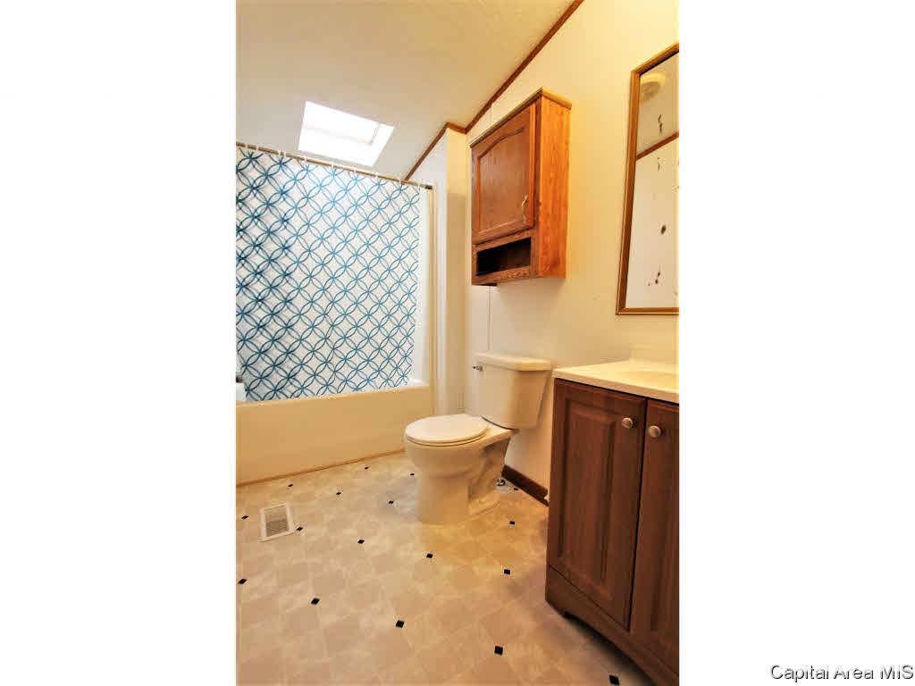 3725 North Peoria Road, Unit 58 Springfield, IL 62702 - Photo 13 of 16