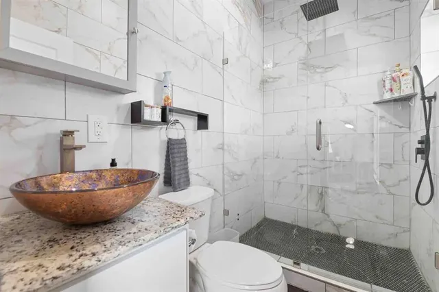 $5,500 | 3807 Vilbig Road, Dallas, TX 75212