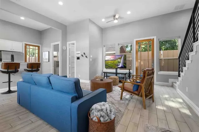 $5,500 | 3807 Vilbig Road, Dallas, TX 75212