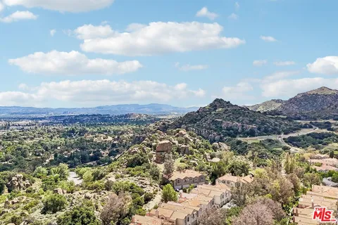 $605,000 | 22222 Horizon Place, Chatsworth, CA 91311
