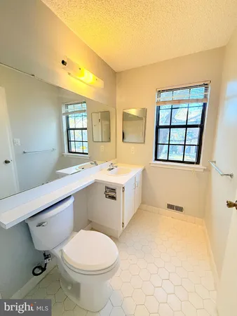 $2,400 | 31 Drewes Court, Lawrenceville, NJ 08648