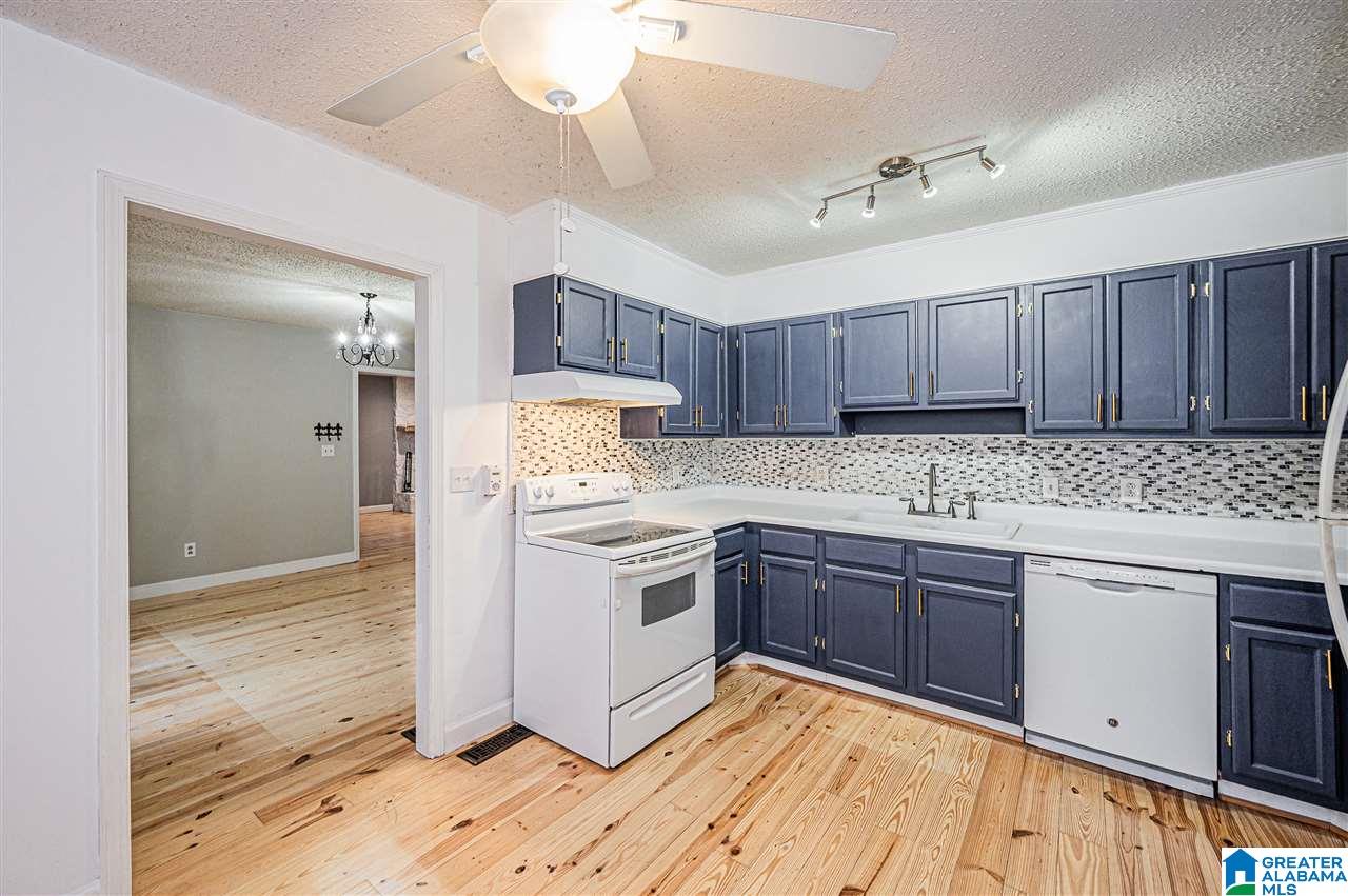65 Shades Crest Road Hoover, AL 35226 - Photo 13 of 36