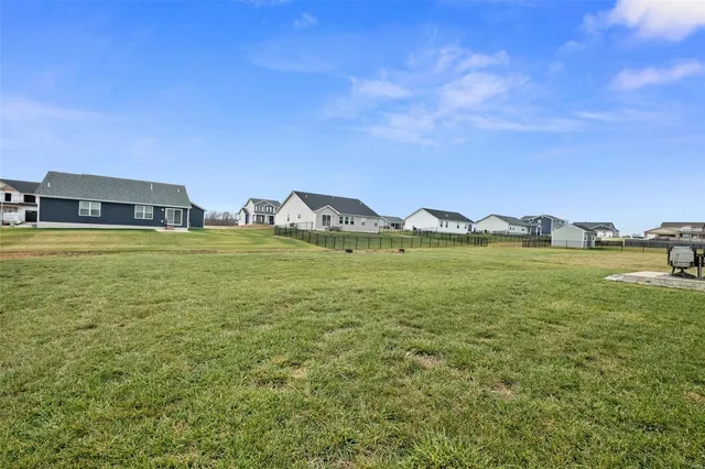 $323,000 | 820 Nottingham Avenue, Waterloo, IL 62298