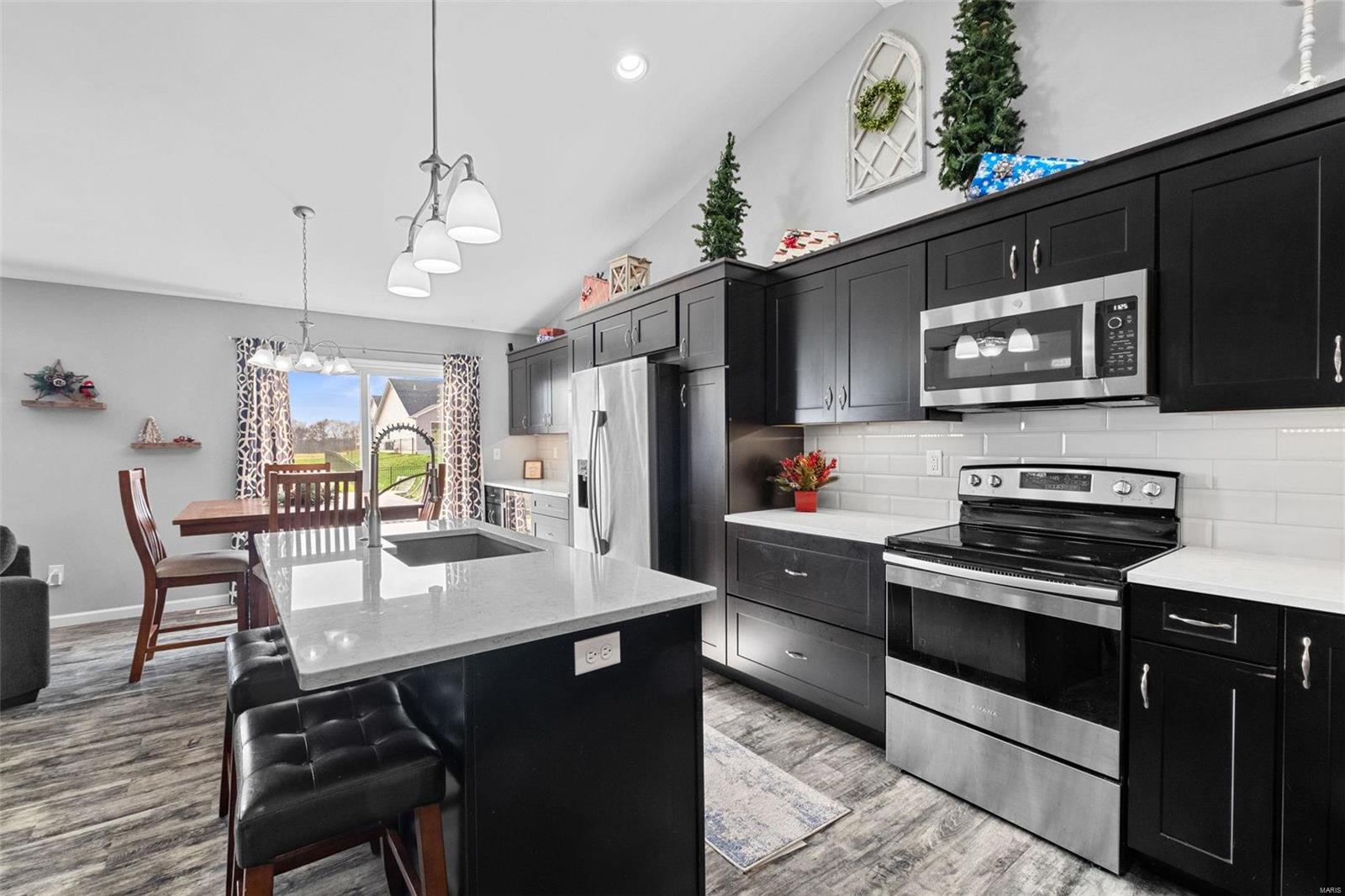 820 Nottingham Avenue Waterloo, IL 62298 - Photo 7 of 49