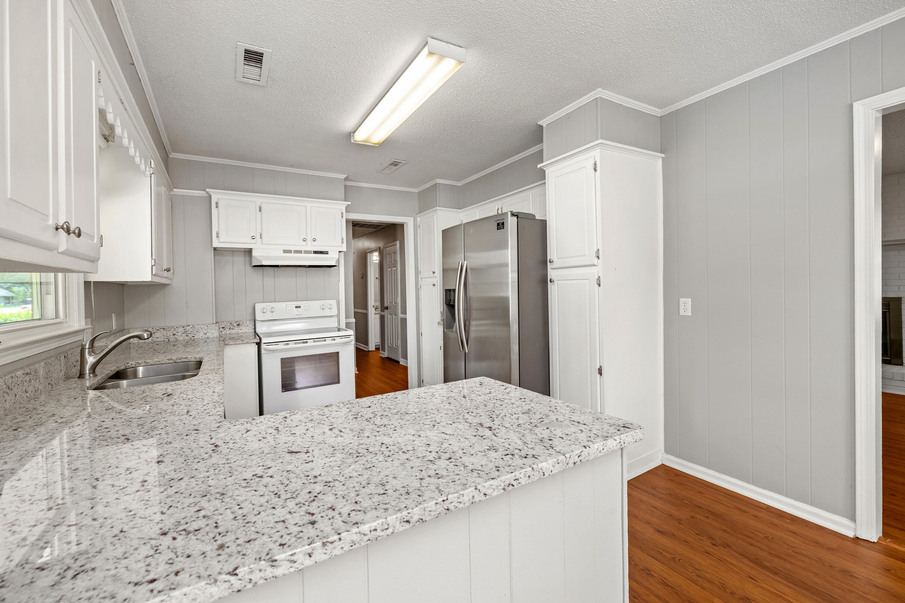 918 Kolb Road Sumter, SC 29154 - Photo 9 of 34 Gallery Image 9