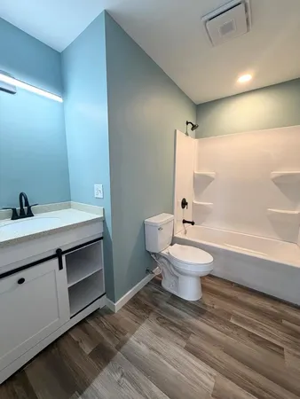 $319,900 | 1817 218th Place, Sauk Village, IL 60411
