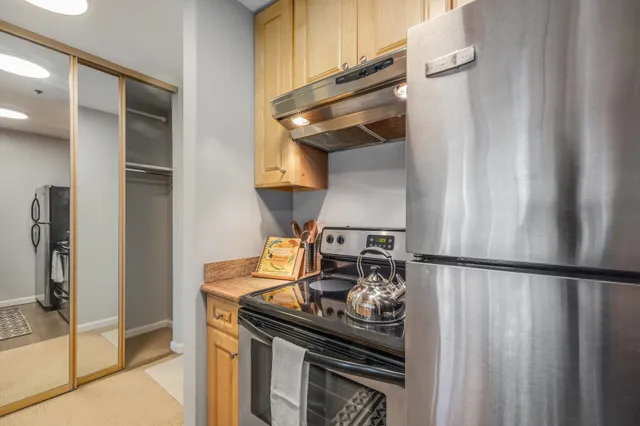 $378,000 | 1332 Shelter Creek Lane, San Bruno, CA 94066