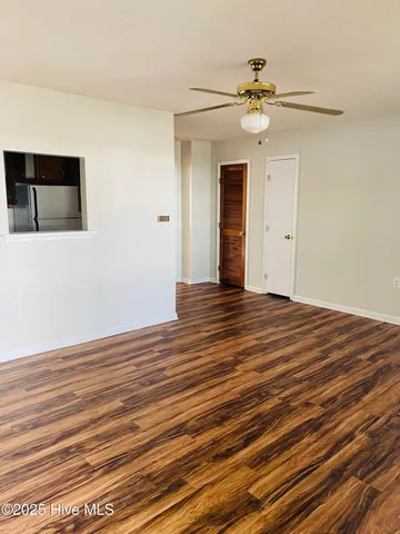 $825 | 1209 East Fire Tower Road, Unit E, Greenville, NC 27858