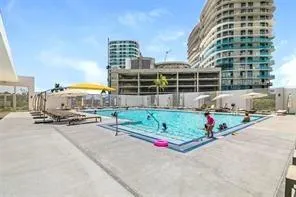 $4,190 | 14951 Royal Oaks Lane, Unit 1506, North Miami, FL 33181