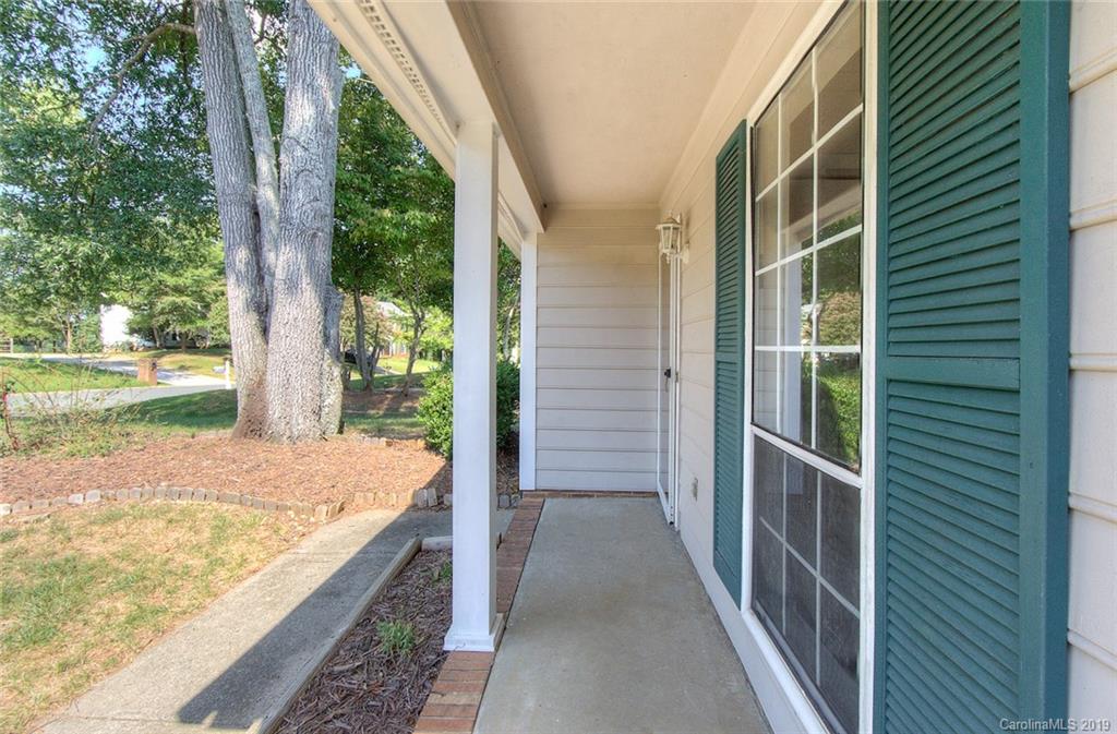 8400 Golf Ridge Drive Charlotte, NC 28277 - Photo 2 of 23