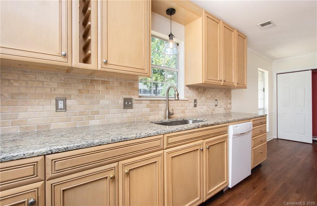 8400 Golf Ridge Drive Charlotte, NC 28277 - Photo 4 of 23
