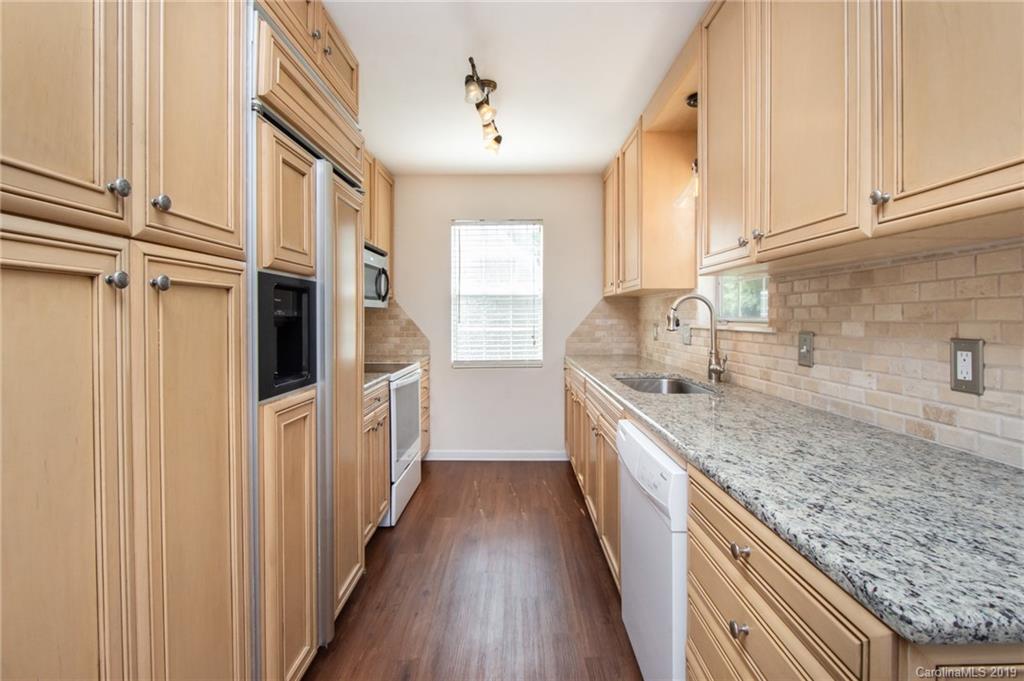 8400 Golf Ridge Drive Charlotte, NC 28277 - Photo 6 of 23