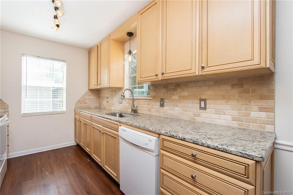 8400 Golf Ridge Drive Charlotte, NC 28277 - Photo 7 of 23