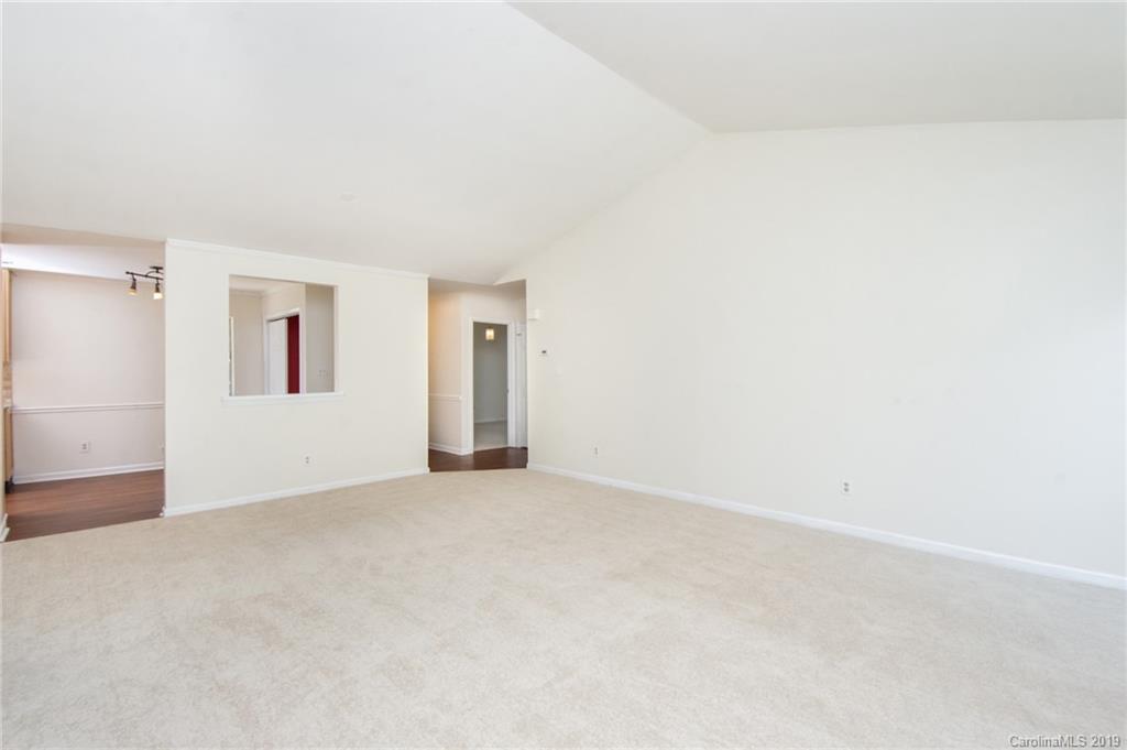 8400 Golf Ridge Drive Charlotte, NC 28277 - Photo 9 of 23