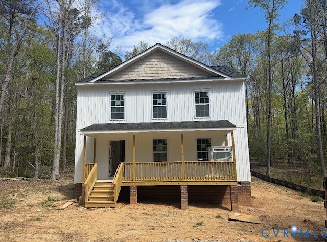 512 Freedom Drive Ruther Glen, VA 22546 - Photo 1 of 36 a front view of a house with a yard