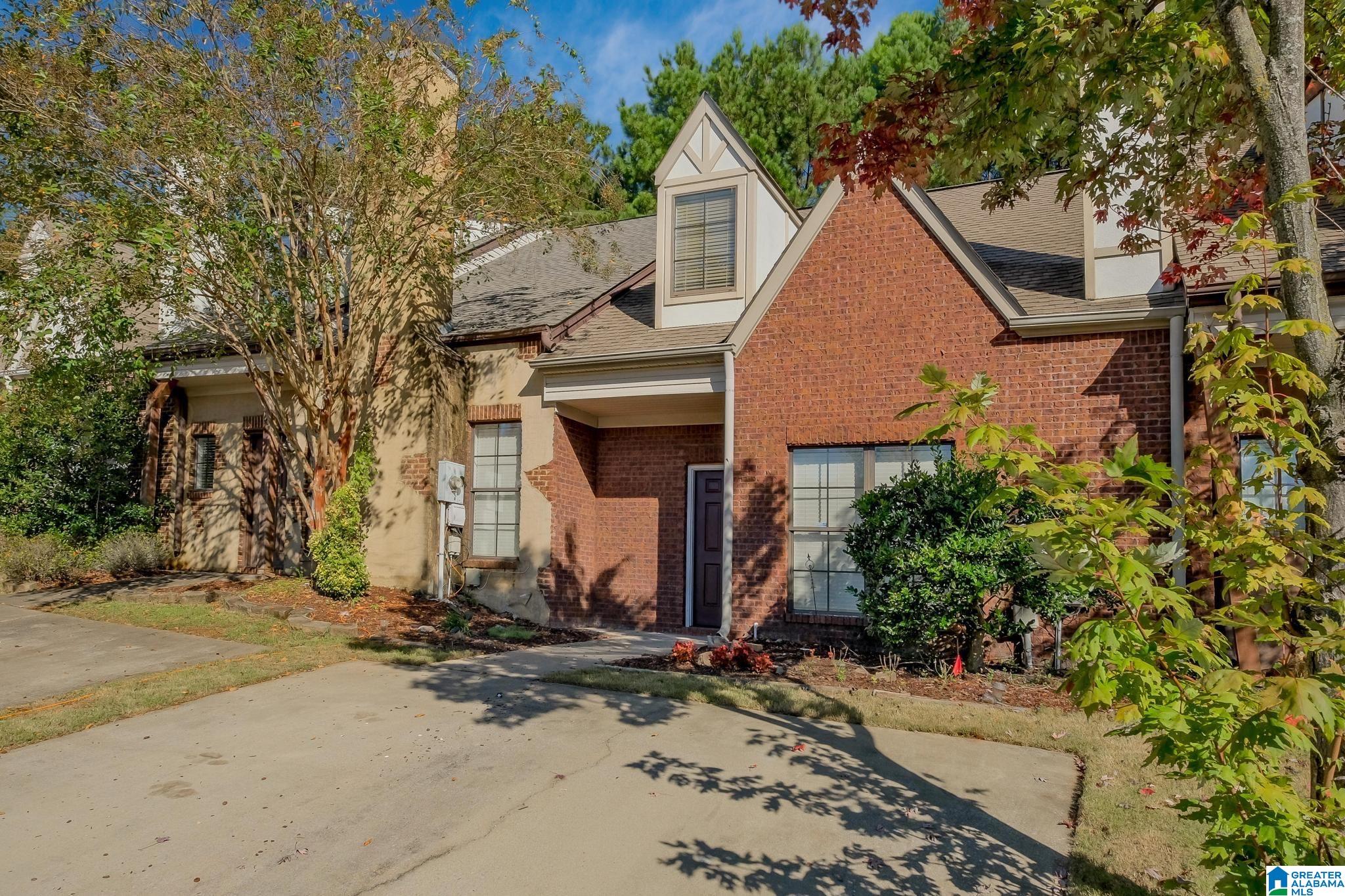 2372 Ridgemont Drive Birmingham, AL 35244 - Photo 3 of 32