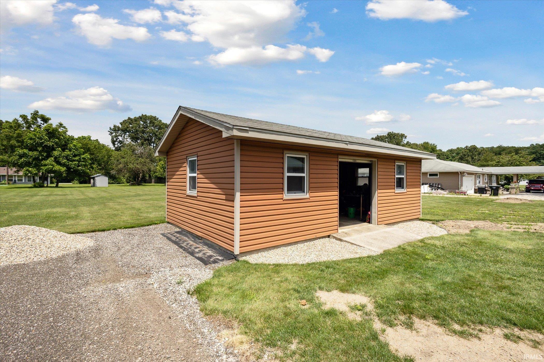 14257 Brick Road Granger, IN 46530 - Photo 19 of 31