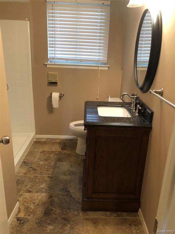 3697 Jennifer Drive Sterling Heights, MI 48310 - Photo 16 of 23